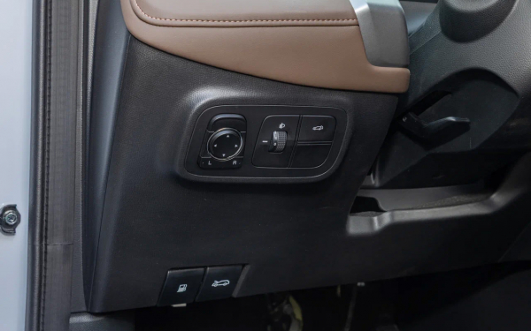 Lexus на минималках? Мы испытали новый китайский кроссовер GAC GS4
Lexus на минималках? Мы испытали новый китайский кроссовер GAC GS4