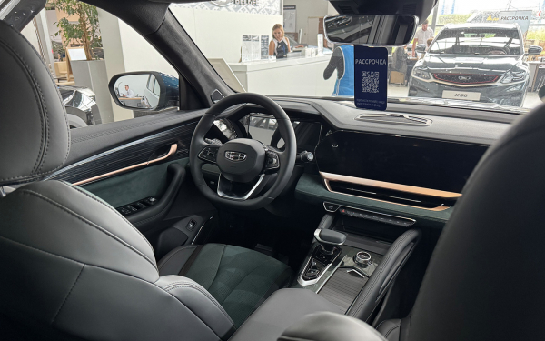 
            Официалы или параллельщики: у кого и почему выгоднее купить Geely Monjaro
        