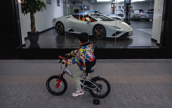 Lamborghini изменила курс. Что будет с V12 и при чем тут электрокары
Lamborghini изменила курс. Что будет с V12 и при чем тут электрокары
