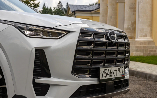 Lexus на минималках? Мы испытали новый китайский кроссовер GAC GS4
Lexus на минималках? Мы испытали новый китайский кроссовер GAC GS4