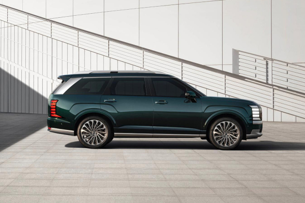 
            От Jetour T1 до Toyota Land Cruiser 300. Что купить в России в сентябре
        