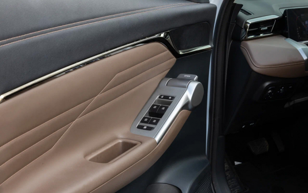 Lexus на минималках? Мы испытали новый китайский кроссовер GAC GS4
Lexus на минималках? Мы испытали новый китайский кроссовер GAC GS4