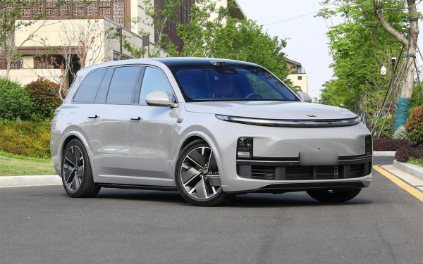 Клуб Li Auto раскритиковал исследование ученых о вреде гибридных машин
Клуб Li Auto раскритиковал исследование ученых о вреде гибридных машин