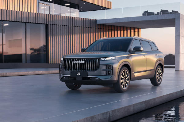 
            От Jetour T1 до Toyota Land Cruiser 300. Что купить в России в сентябре
        