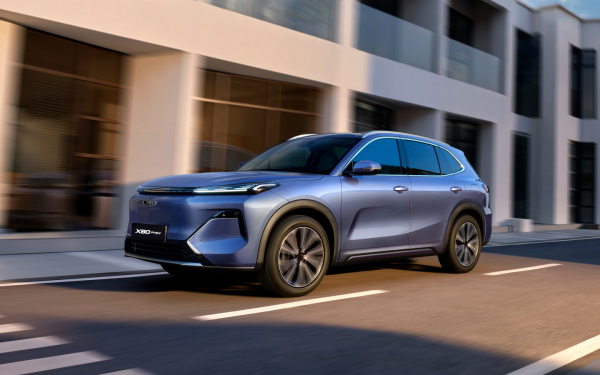 Belgee представил первый «гибрид» X80 PHEV. Обзор и главные факты
Belgee представил первый «гибрид» X80 PHEV. Обзор и главные факты