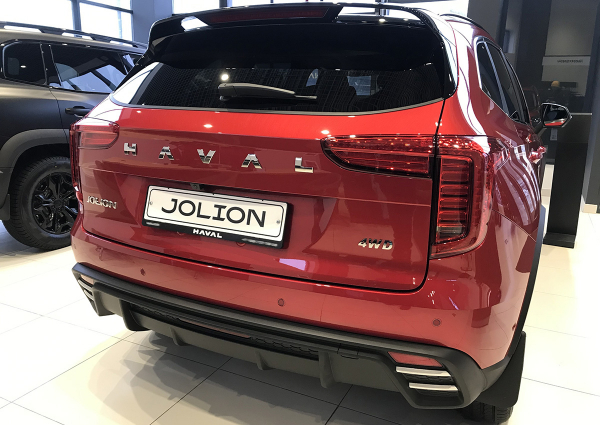 
            Карты &laquo;Мир&raquo;, скидки и подарки за страховку. Как мы покупали Haval Jolion
        