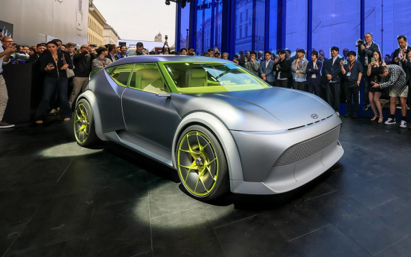 
            Что нового показали Skoda, Hyundai и Mercedes на IAA Mobility 2025
        