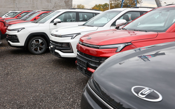 
            Камбэк Toyota, рекорд продаж и обвал &laquo;китайцев&raquo;. Тренды авторынка России
        