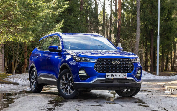 
            Xcite приостановил сборку машин на экс-заводе Nissan. Что случилось
        