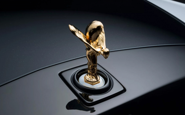 Взгляните на редчайший юбилейный Rolls-Royce Phantom. Таких всего 25
Взгляните на редчайший юбилейный Rolls-Royce Phantom. Таких всего 25