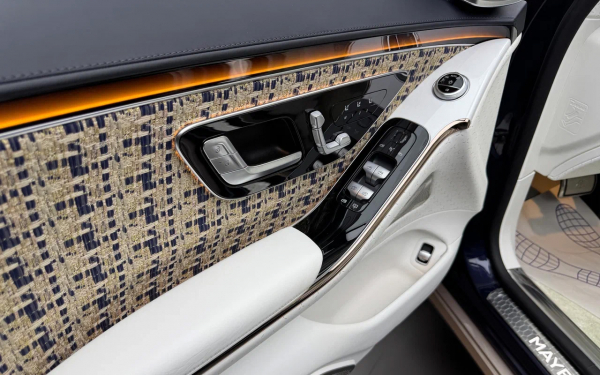 
            Роскошь&nbsp;&mdash; не порок. Мы познакомились с самым крутым Maybach на планете
        