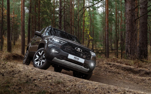 
            Эволюция против деградации. Мы испытали Lada Niva Travel с новым мотором
        
