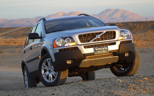 Гетеборгский синдром? Мы покатались на обновленном Volvo XC90 T8
Гетеборгский синдром? Мы покатались на обновленном Volvo XC90 T8