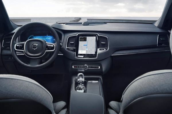 Гетеборгский синдром? Мы покатались на обновленном Volvo XC90 T8
Гетеборгский синдром? Мы покатались на обновленном Volvo XC90 T8