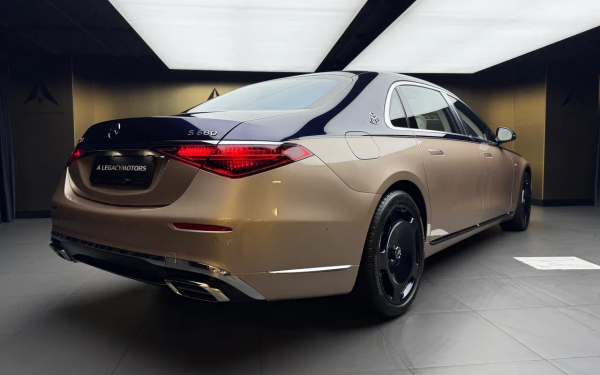 
            Роскошь&nbsp;&mdash; не порок. Мы познакомились с самым крутым Maybach на планете
        