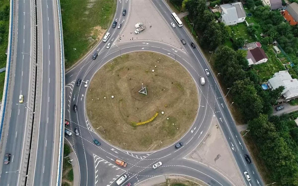 
            В Москве появились новые участки с турборазметкой. Что это и как работает
        