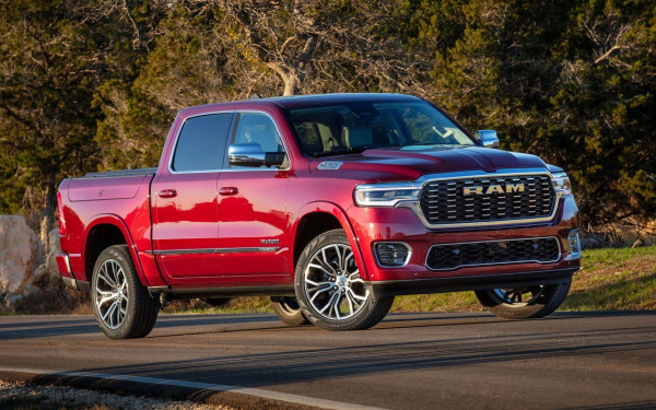 Американский RAM вошел в топ продаваемых пикапов в России. Топ-5 моделей
Американский RAM вошел в топ продаваемых пикапов в России. Топ-5 моделей