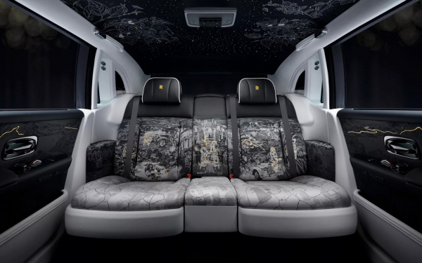 Взгляните на редчайший юбилейный Rolls-Royce Phantom. Таких всего 25
Взгляните на редчайший юбилейный Rolls-Royce Phantom. Таких всего 25