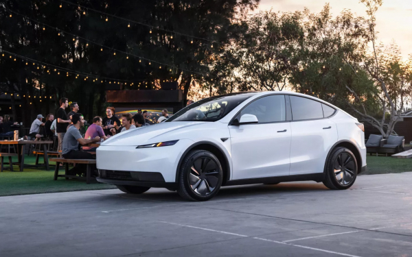 
            Tesla показала &laquo;бюджетные&raquo; Model 3 и Model Y. Главные отличия и цены
        