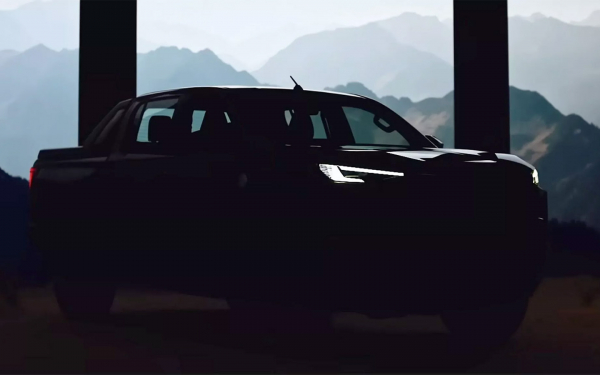 
            В стиле Land Cruiser? Все, что нужно знать о новой Toyota Hilux 2026
        