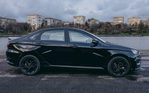 Поклонникам фитоняшек посвящается. Тест-драйв Lada Vesta Sportline
Поклонникам фитоняшек посвящается. Тест-драйв Lada Vesta Sportline