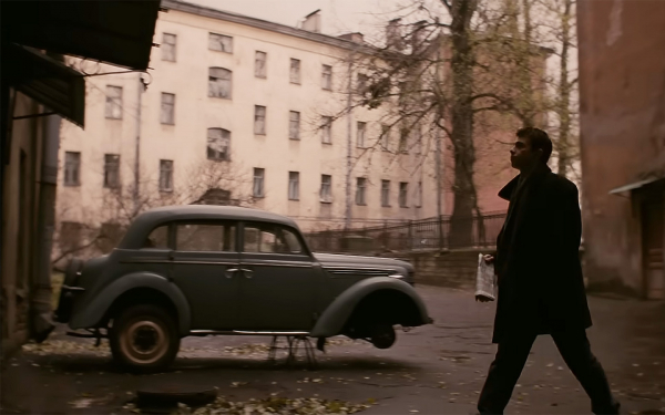 
            28 лет с премьеры киноленты &laquo;Брат&raquo;. Главные автомобили культового фильма
        