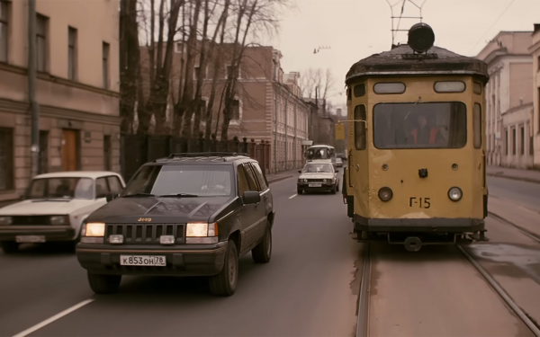 
            28 лет с премьеры киноленты &laquo;Брат&raquo;. Главные автомобили культового фильма
        