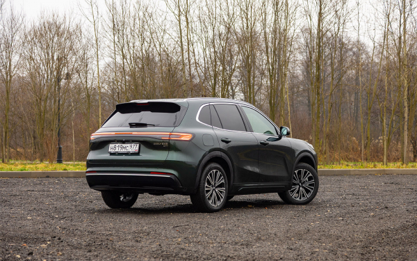 
            Берегите бензин. Тест первого гибридного кроссовера  Geely EX5 EM-i
        