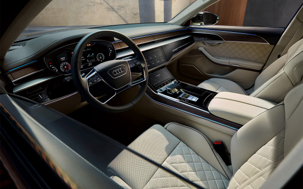 В России начали продавать особый Audi A8 Horch. При чем тут Maybach
В России начали продавать особый Audi A8 Horch. При чем тут Maybach