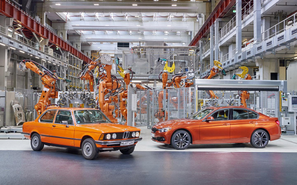 
            BMW 3 Series&nbsp;&mdash; 50 лет. Мы вспомнили самые интересные &laquo;тройки&raquo; в истории
        