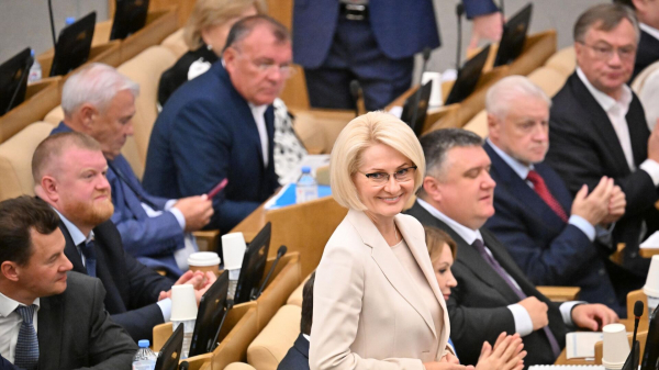 РИА Новости: Абрамченко сообщила об обсуждении отсрочки от армии для выпускников