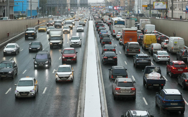 
            В России 70% автопарка&nbsp;&mdash; это старые машины. Данные &laquo;Автостата&raquo;
        