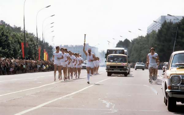 Олимпийский автопарк. На чем ездили по Москве летом 1980 года
Олимпийский автопарк. На чем ездили по Москве летом 1980 года