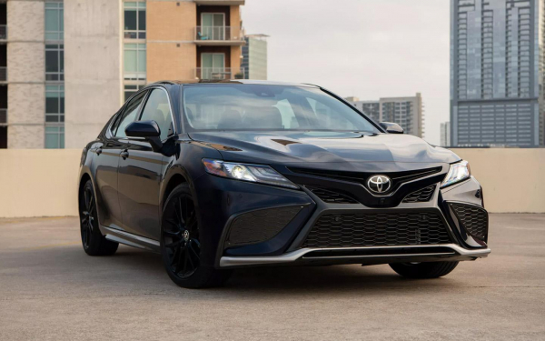 
            Автовладельцы подали в суд на Toyota. Их напугала коробка передач
        