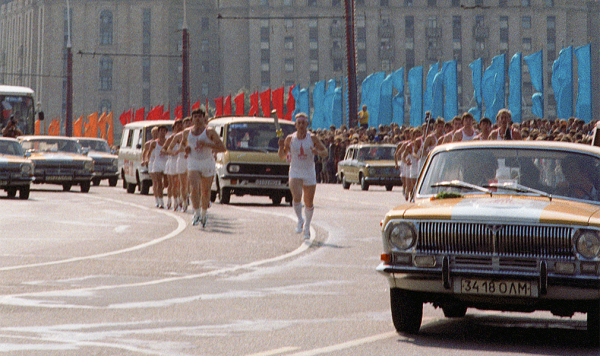 Олимпийский автопарк. На чем ездили по Москве летом 1980 года
Олимпийский автопарк. На чем ездили по Москве летом 1980 года