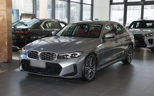 
            BMW запретила поставки машин из Китая в Россию. Риски и последствия
        
