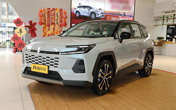 
            Toyota Wildlander вернется в Россию. Что нужно знать о кроссовере
        