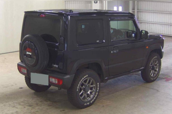 
            Suzuki Jimny за ₽1,3 млн. Как заказывают машины из Японии, нюансы и риски
        