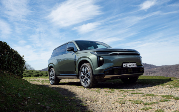 
            Прощание с Chery, изобилие новинок и срок за импорт машин. Итоги недели
        