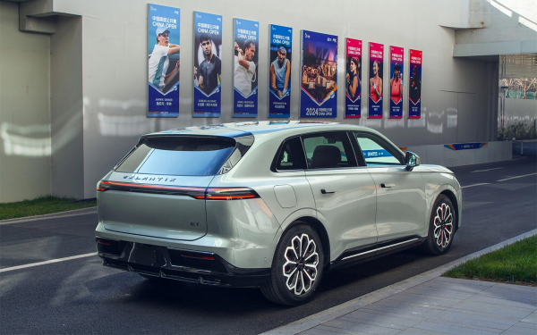 Первый тест нового кроссовера GAC S7. При чем тут Land Rover и Lada Vesta
Первый тест нового кроссовера GAC S7. При чем тут Land Rover и Lada Vesta