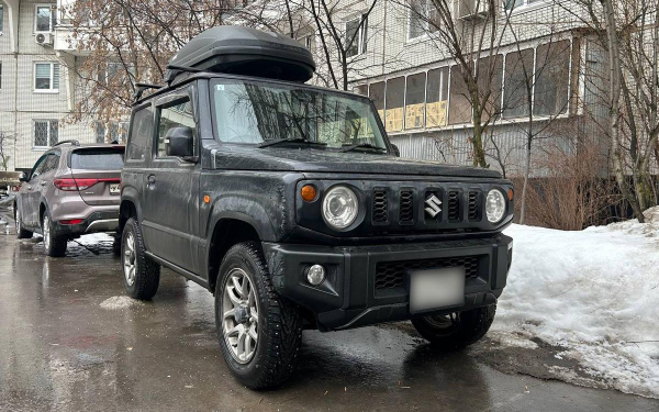 
            Suzuki Jimny за ₽1,3 млн. Как заказывают машины из Японии, нюансы и риски
        