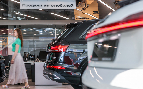 
            &laquo;Только в кредит&raquo;. Юристы&nbsp;&mdash; про отказ дилеров от продажи машин за наличку
        