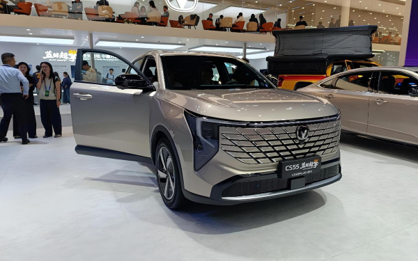 
            От Eado до нового Avatr 12. Все премьеры Changan на Пекинском автосалоне
        