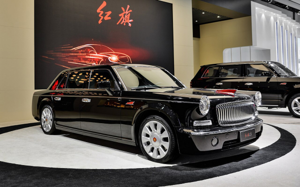 
            &laquo;Я люблю Lada&raquo;. Экс-дизайнер Rolls-Royce&nbsp;&mdash; о трендах и работе в Hongqi
        