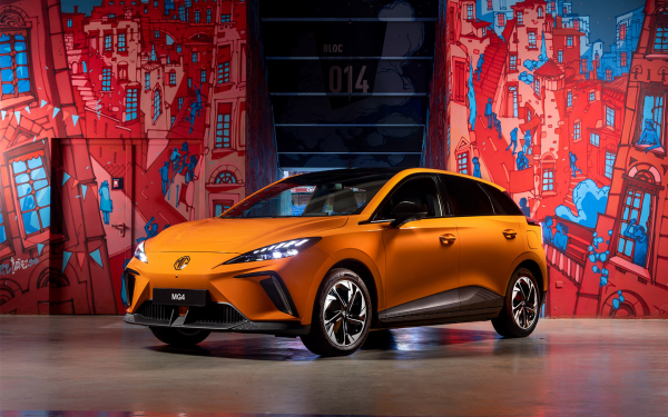 
            Hyundai представил новый хетчбэк. Главные факты о модели Ioniq 3
        
