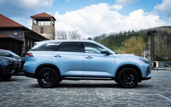Семь вопросов к новому кроссоверу Changan CS75 Pro. Первый обзор в России
Семь вопросов к новому кроссоверу Changan CS75 Pro. Первый обзор в России