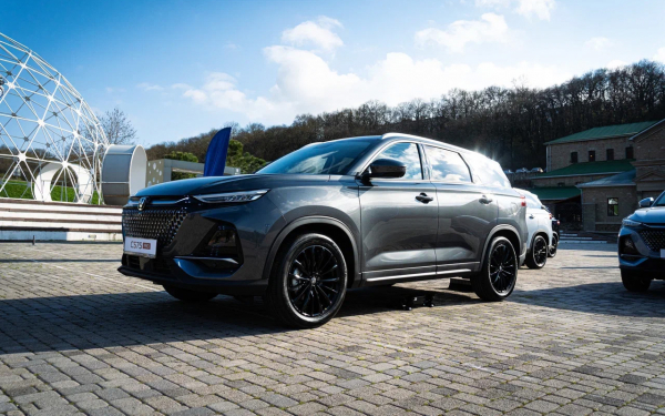 Семь вопросов к новому кроссоверу Changan CS75 Pro. Первый обзор в России
Семь вопросов к новому кроссоверу Changan CS75 Pro. Первый обзор в России
