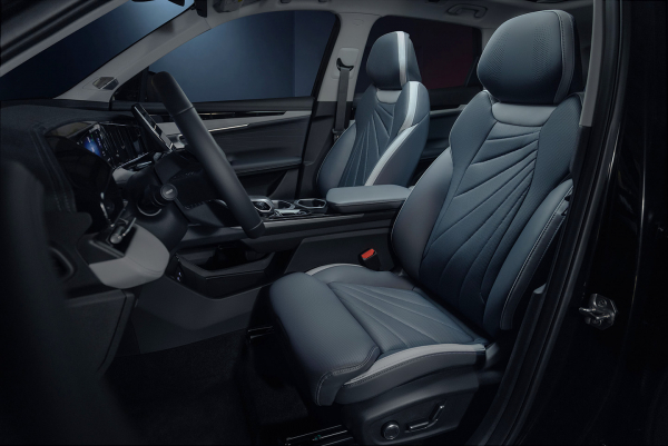 
            Представлена третья модель Volga. Это кроссовер в стиле Geely Atlas
        