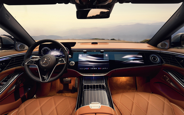 
            Самые необычные фишки нового Maybach. Такого Mercedes еще не создавал
        