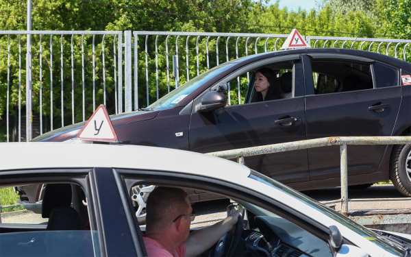 
            Кабмин утвердил критерии рейтинга автошкол. Его опубликуют в 2028 году
        